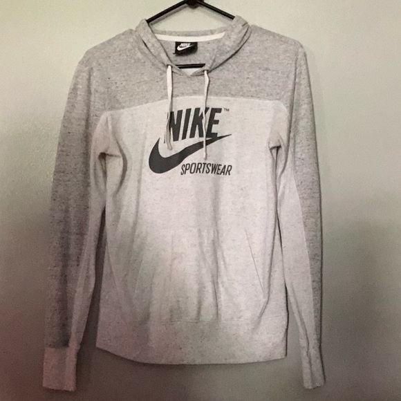 Nike Sweatshirt - Picture 3 of 4